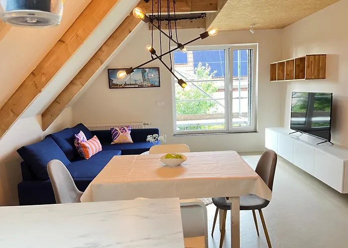 Quiet & Cozy Near Airport Ber, Free Wifi & Parking #rechts Apartment