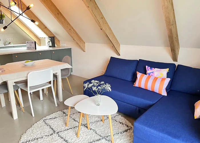 Quiet & Cozy Near Airport Ber, Free Wifi & Parking #rechts Apartment