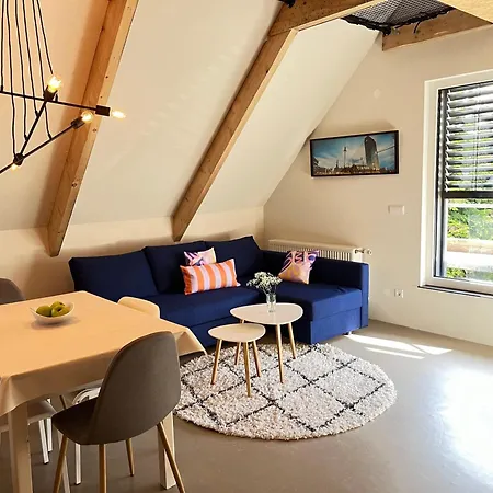Apartment Quiet & Cozy Near Airport Ber, Free Wifi & Parking #rechts Berlin