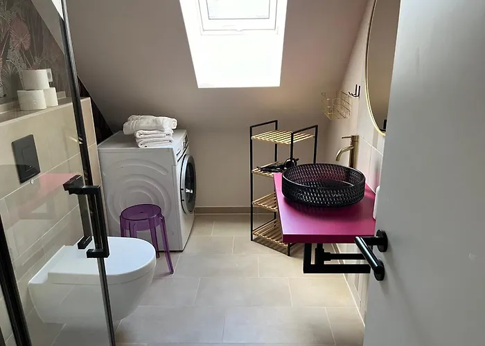 Bright Hideaway -70 Sqm- Near Ber Airport