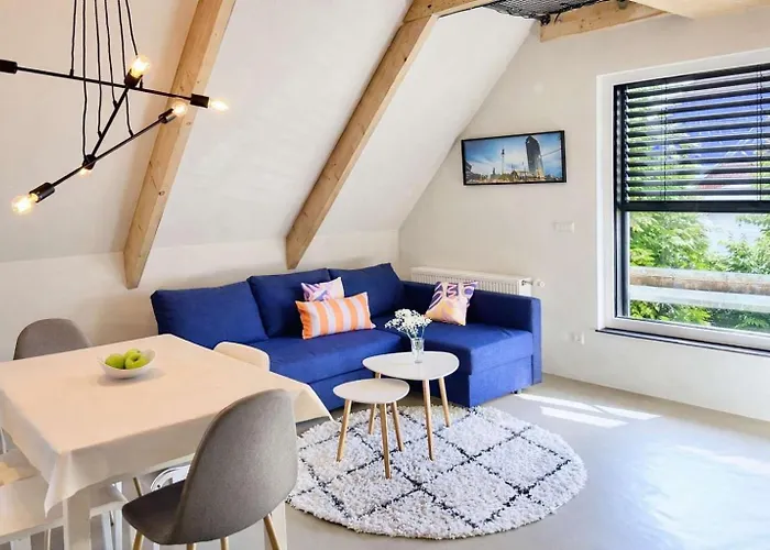 Bright Hideaway -70 Sqm- Near Ber Airport Appartement