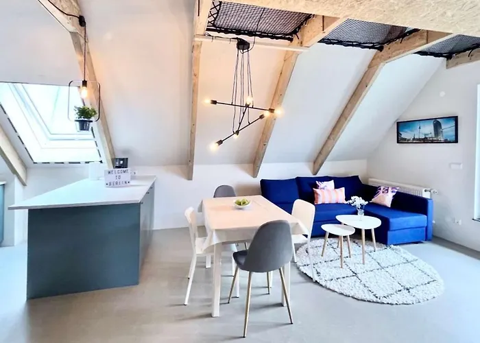 Bright Hideaway -70 Sqm- Near Ber Airport