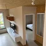 Bright Hideaway -70 Sqm- Near Ber Airport Apartment *